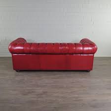 chesterfield sofa leather red