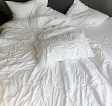 when to use full or queen size sheets