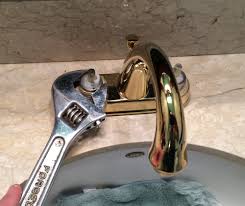 how to fix a leaking bathroom faucet