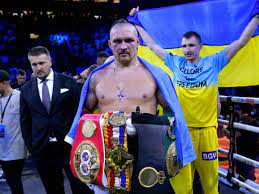 Oleksandr Usyk defeats Anthony Joshua to retain world heavyweight titles –  as it happened | Boxing |