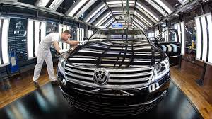 Expect the 2022 tiguan to appear in vw showrooms in fall, 2021. Luxuslimousine Phaeton Vw Strategie Lasst 600 Leiharbeiter Zittern