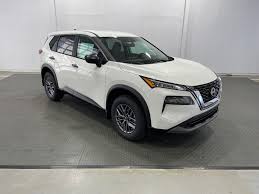 new 2023 nissan rogue s crossover in