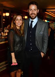 Louise redknapp ecstatic as she sees in 2018 and ditches wedding ring. Louise Redknapp Opens Up About Co Parenting After Divorce
