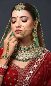 beauty parlours for makeup in indore