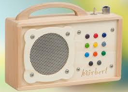 Sure, they're not as popular as they used to be, now that music streaming services have made music listening on the go easier than ever, but they're not an obsolete technology by any means. Horbert Alternativen Mp3 Player Fur Kleinkinder Netmoms De