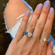 How To Make An Engagement Ring Look Bigger 14 Expert Tips