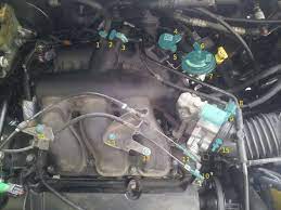 Detailed specs and features for the used 2003 mazda tribute including dimensions, horsepower, engine, capacity, fuel economy, transmission, engine type, cylinders, drivetrain and more. Mazda Tribute 2002 Similar Upper Intake Manifold Replacement Ifixit Repair Guide