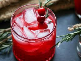 fresh cranberry vodka spritzers with