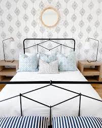 26 Modern Bedroom Wallpaper Ideas To