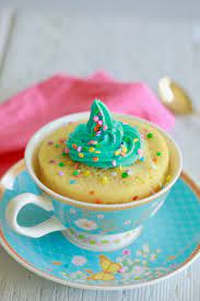 1 minute microwave funfetti mug cake