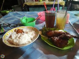 Bebek goreng | resep #171 bebek goreng adalah daging bebek yang dimasak dengan cara bebek goreng adalah salah satu makanan khas indonesia yg bs kita temui di setiap pinggir jalan di. 8 Kuliner Kaki Lima Favorit Rekomendasi Madiun The Colour Of Indonesia