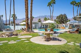 Charming Hotels In Palm Springs