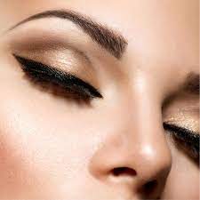 eye makeup in beige and brown shades