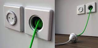 Recoiling Power Socket With Stowaway