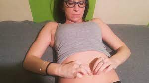 play with my belly button | Clips4sale