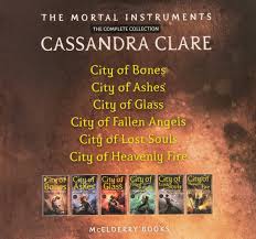This is a creation i did in may but kept secret, because it was meant to be in the cassandra clare secret project, in order to thank cassie for her writ. The Mortal Instruments The Complete Collection City Of Bones City Of Ashes City Of Glass City Of Fallen Angels City Of Lost Souls City Of Heavenly Fire Amazon De Clare Cassandra Fremdsprachige Bucher