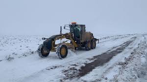 Siverek'te karda kapanan yol ulama ald - anlurfa Yaam Haberleri