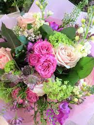 Many times we want to surprise our loved ones by sending those. Florist Choice Fresh Flower Gift Bouquet From Willow House Flowers Aylesbury Florist