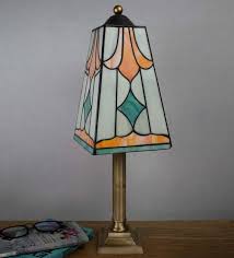 white stained glass shade table lamp