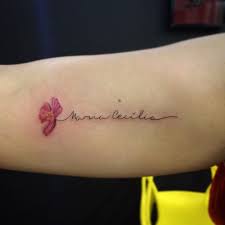 Tatuagem feminina com nome maria clara. 13 Ideias De Tattoo Maria Clara Tatuagem Delicada Tatuagem Tatuagem Pequena