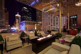 Best Rooftop Bars In Chicago S River North