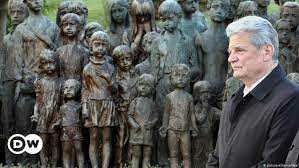 The massacre inspired stoke city councillor sir barnett stross and local miners to set up the lidice shall live campaign in september 1942 to raise funds for the rebuilding of the village. German President Remembers Czech Victims Of Nazism News Dw 10 10 2012