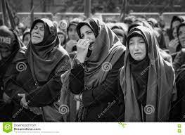 However, exact date of ashura 2021 depends on your location. Shia Muslim Frauen Schreien Beklagen Wahrend Ashura Zeremonie Redaktionelles Bild Bild Von Zeremonien Prophete 80695385
