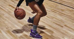 The nba season is quickly approaching, which means it's also signature shoe season. Storm Reid And Steph Curry S Curry 7 Shoe Collab Popsugar Fitness