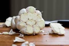 What Is Cutting Garlic Crosswise?