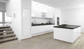 25 white kitchens that look like design heaven. Clean White Kitchen Design Ideas My Home Deco Mag