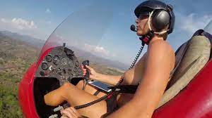 Gyrocopter girl nackt