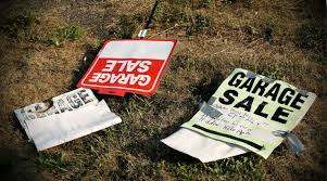 How To Make Creative Yard Sale Signs That Attract Attention
