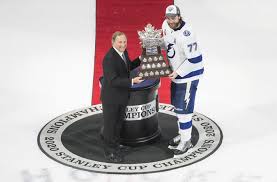 John romano | six games into the postseason, is tampa bay like the team that won the stanley cup in 2020, or the group that was spotty in the 2021 regular season? 2 0 Sieg In Spiel 6 Tampa Bay Gewinnt Den Stanley Cup 2020 Schwede Victor Hedman Ist Mvp Der Nhl Playoffs Eishockey News