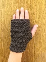 Chunky fingerless gloves with bulky yarn. Crochet Fingerless Gloves For Kids A Free Pattern Christacodesign