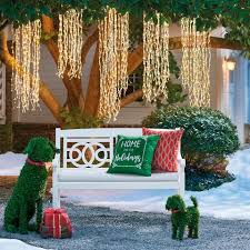 Many families spend hours decorating them with unique decorations, patterns, and candies. 39 Spectacular Outdoor Christmas Decorations Best Holiday Home Decor