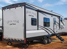10 shortest fifth wheel toy haulers for
