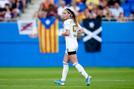 Nicknamed kosse and known as the queen by real madrid fans, asllani is a proficient striker , possessing great speed and technique in her game. Kosovare Asllani Sofia Jakobsson Out Against Sevilla Due To Illness