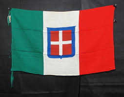 The italian national flag during world war 2 contained three sections of green, white, and red colors that were divided vertically in equal sections. Italian Ww2 Flag With Maker Tag Unissued Original German Militaria