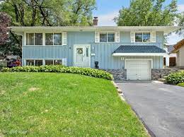 ranch style naperville il real estate