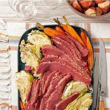22 Corned Beef And Cabbage Recipes To Make All Year Taste Of Home gambar png