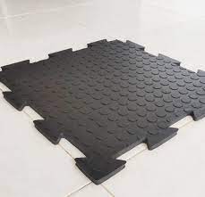 rubber gym floor carpert at
