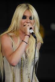 taylor momsen s makeup rac eyes