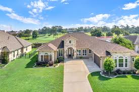 luxury homes in pearland tx