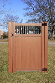 Build A Good Wooden Fence Gate Clinton