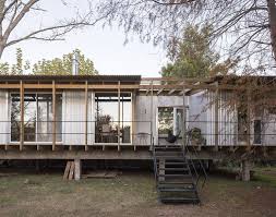 House On Stilts Inspired By River Delta