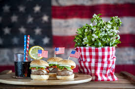 6 best memorial day party ideas 2022