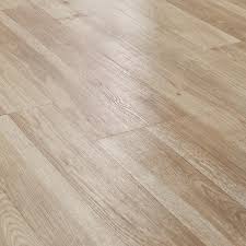 laminate wood flooring