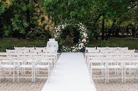 aisle runners decorating the ceremony