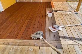 The flood brand's rich heritage provides the backbone for the innovative technology found inside each superior wood care and paint additive product. Top 10 Best Deck Stains To Buy In 2020 Homeluf Com