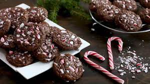 Cách làm bánh quy socola candy cane đơn giản, ngon tuyệt cho lễ Giáng Sinh